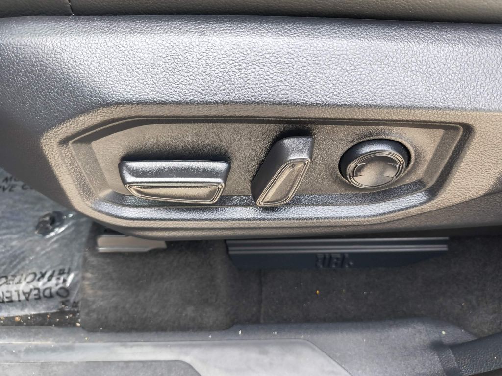 2024 Toyota Tundra Image 17