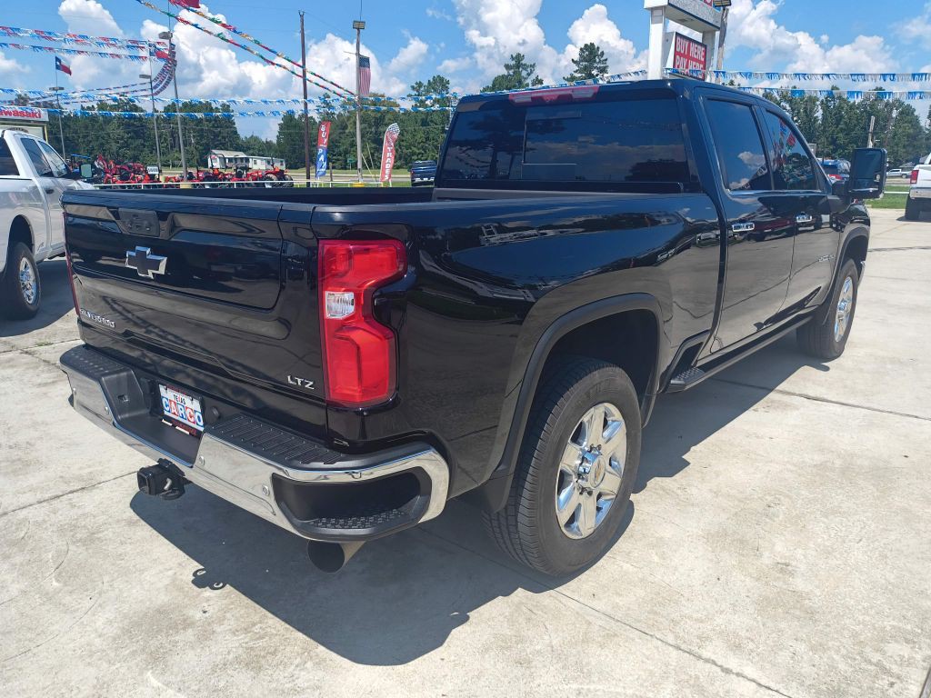 2023 Chevrolet Silverado 1500 Image 9