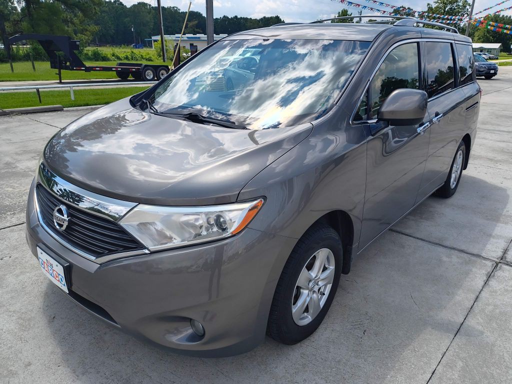 2016 Nissan Quest Image 1