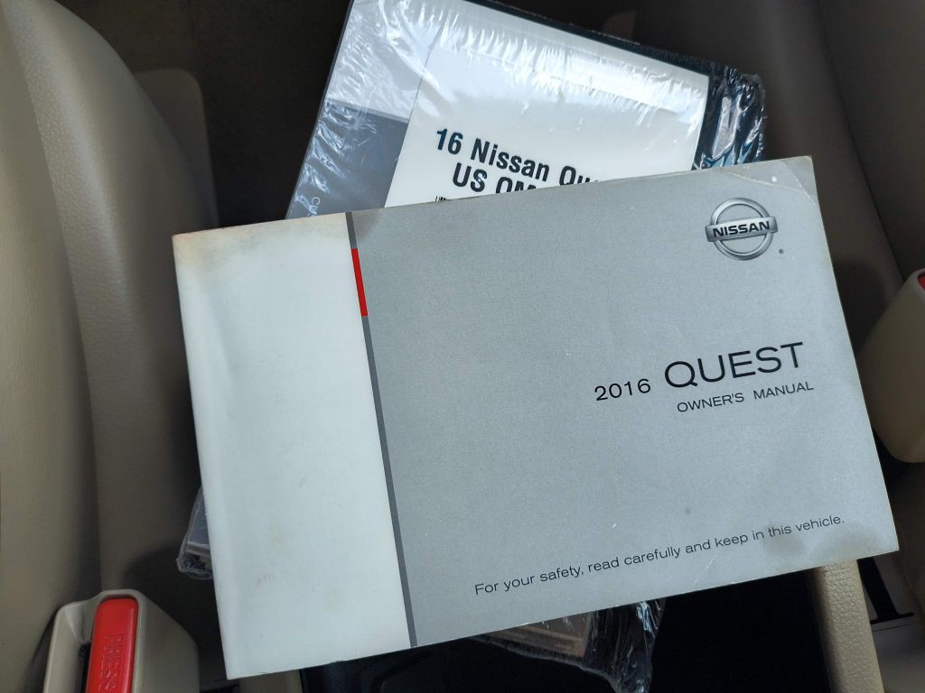 2016 Nissan Quest Image 34
