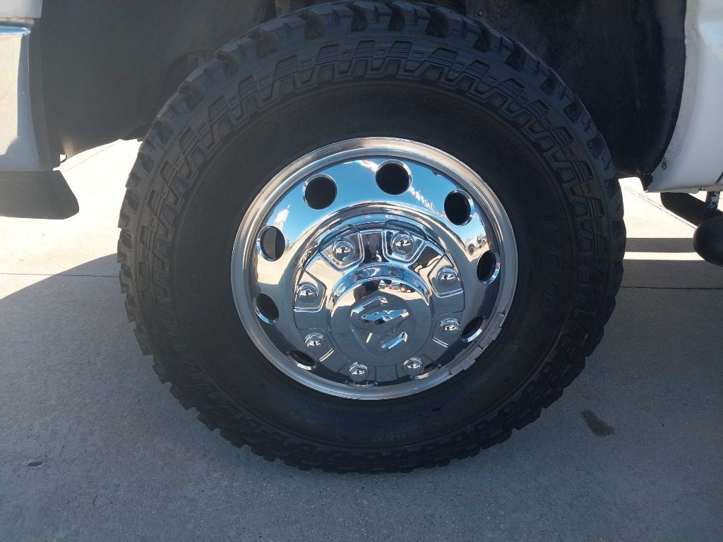 2004 Dodge Ram 3500 Image 9