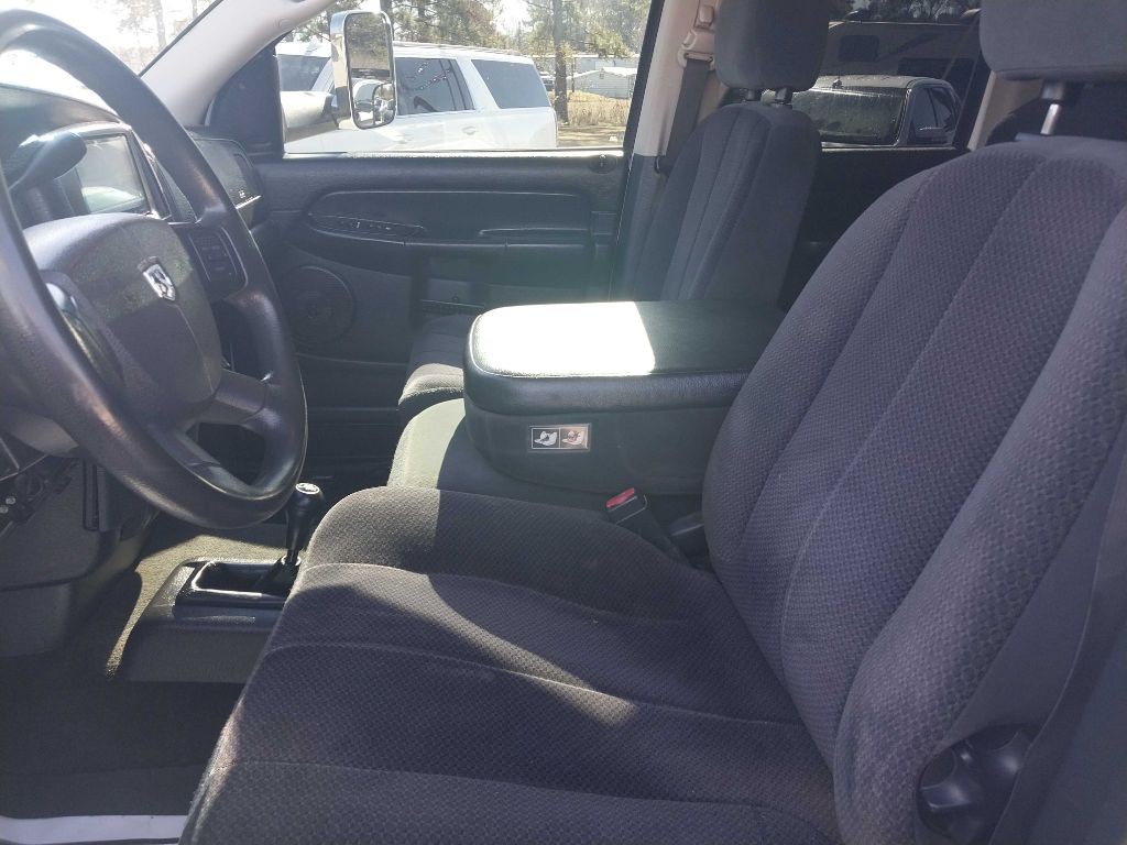 2004 Dodge Ram 3500 Image 14