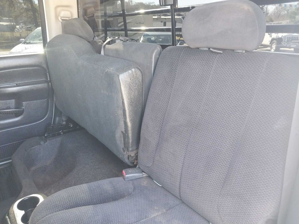 2004 Dodge Ram 3500 Image 22