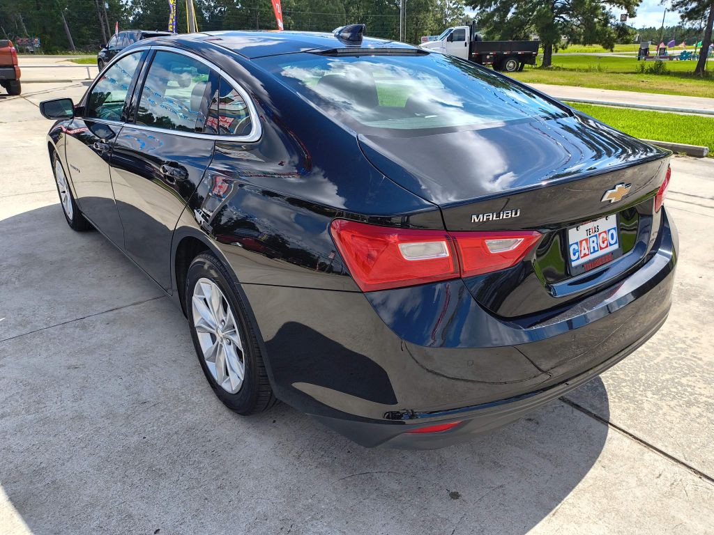 2024 Chevrolet Malibu Image 3