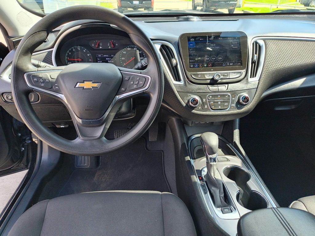 2024 Chevrolet Malibu Image 15