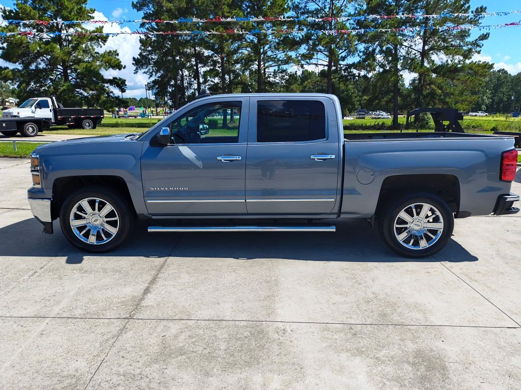 2015 Chevrolet Silverado 1500 Image 2