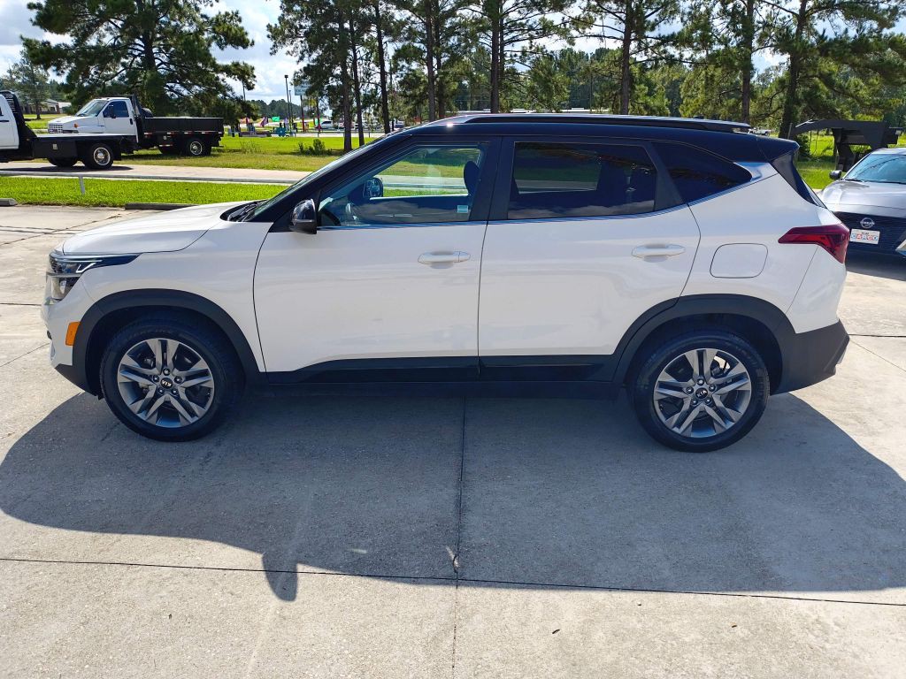 2021 Kia Seltos Image 2