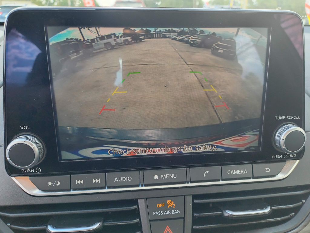 2024 Nissan Altima Image 20