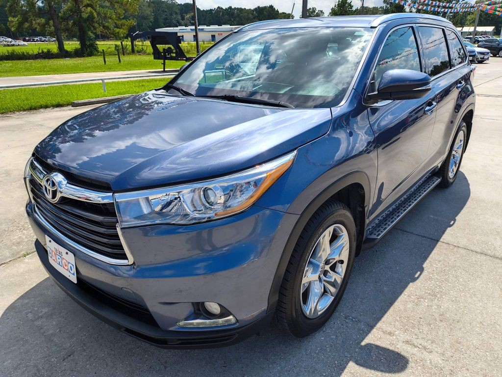 2015 Toyota Highlander Image 2