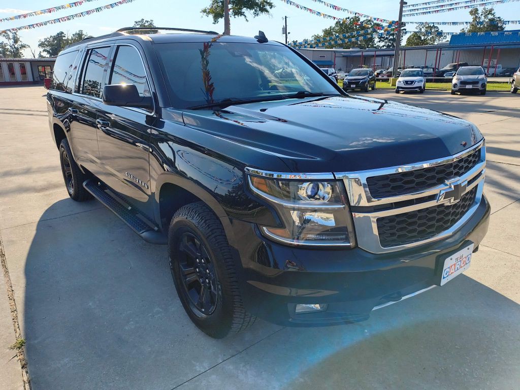 2017 Chevrolet Suburban Image 7