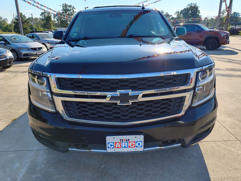 2017 Chevrolet Suburban Image 8