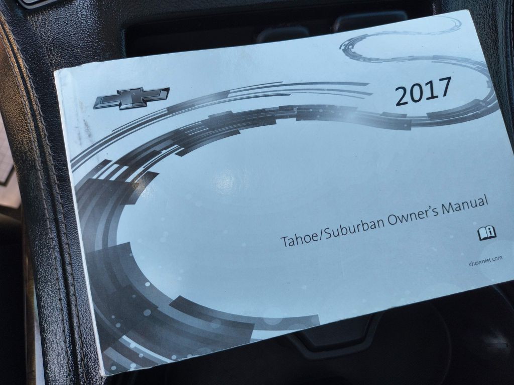 2017 Chevrolet Suburban Image 37