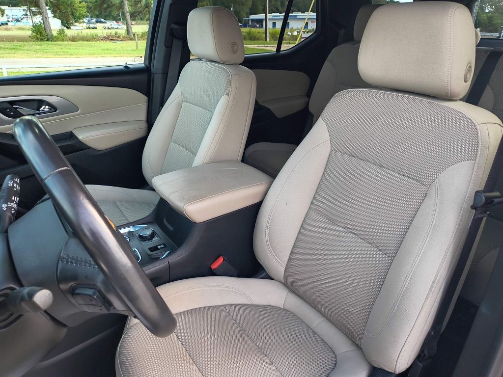 2022 Chevrolet Traverse Image 13