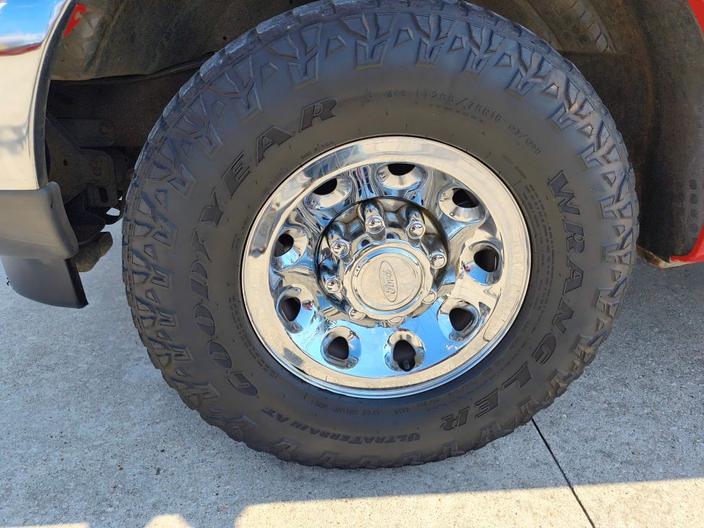2002 Ford F-250 Image 10
