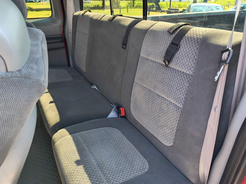 2002 Ford F-250 Image 24