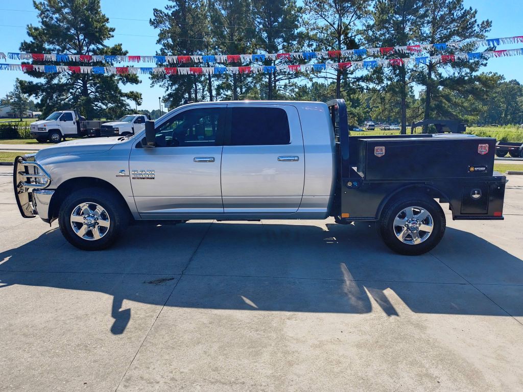 2014 RAM 2500 Image 2