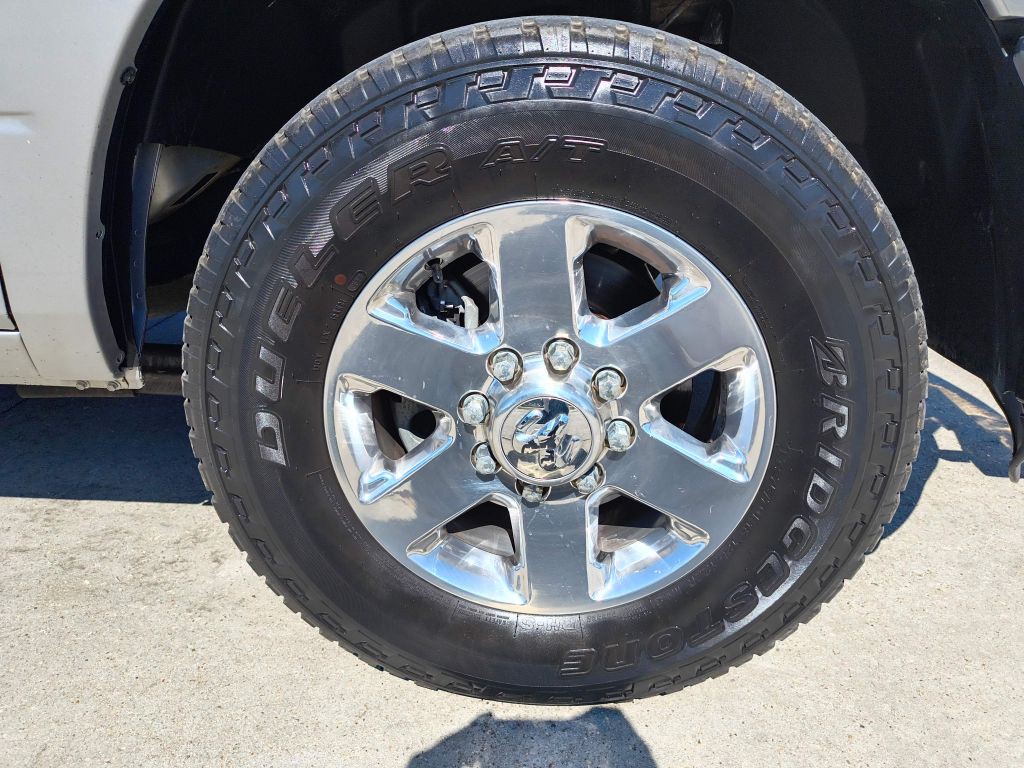 2014 RAM 2500 Image 9