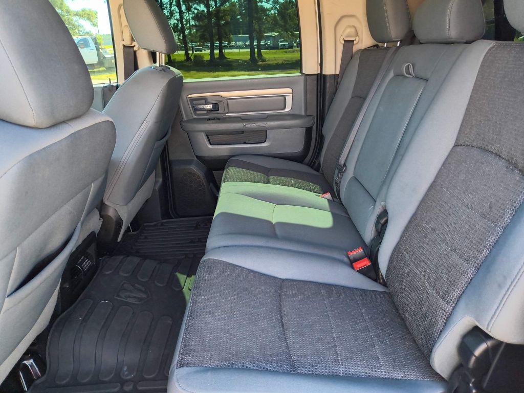 2014 RAM 2500 Image 24