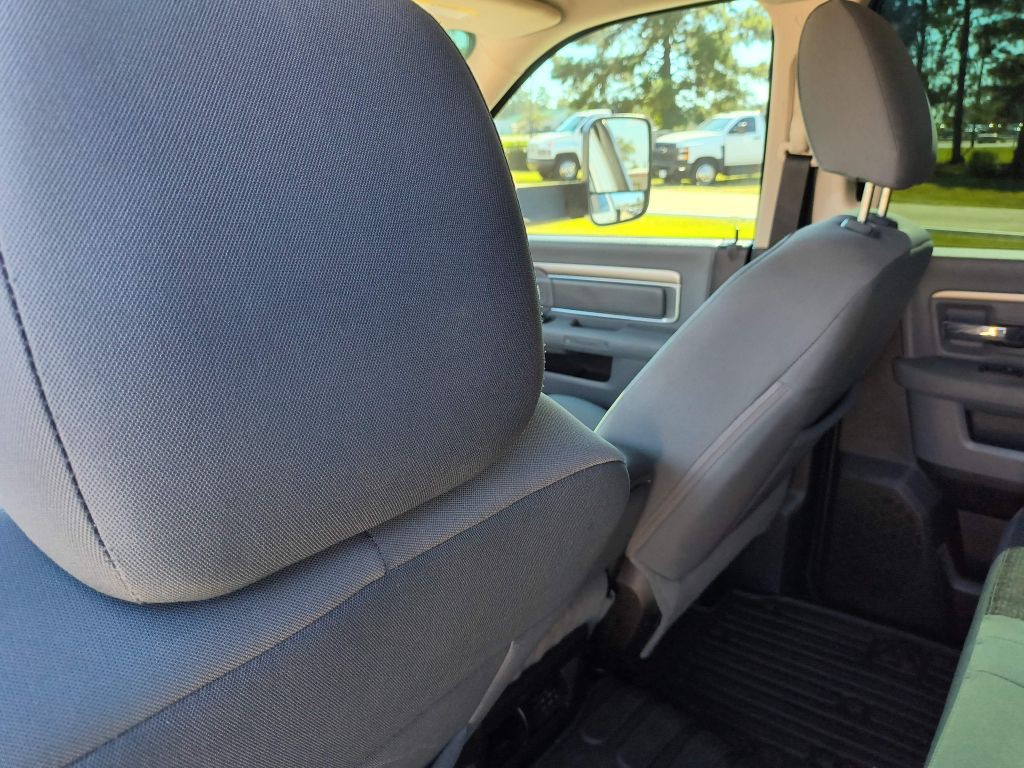 2014 RAM 2500 Image 25