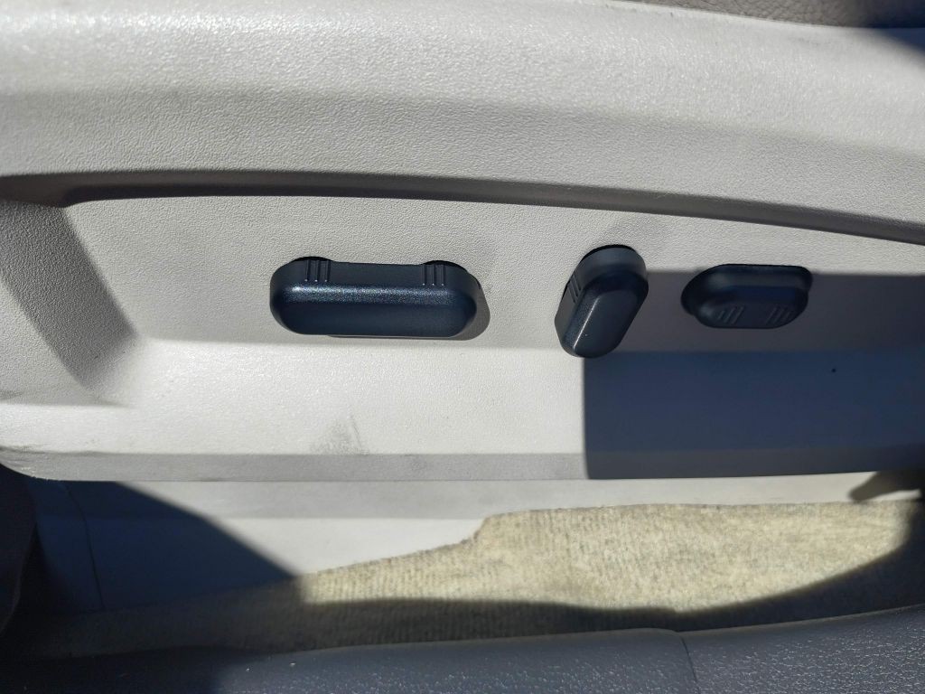 2011 Ford Edge Image 13