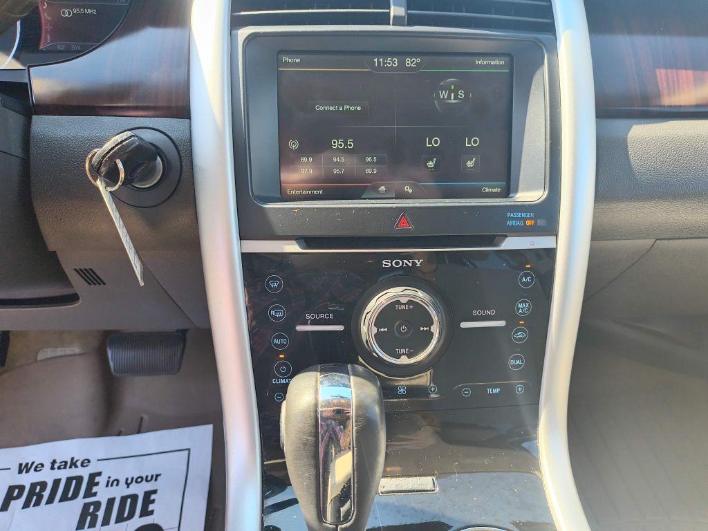 2011 Ford Edge Image 19
