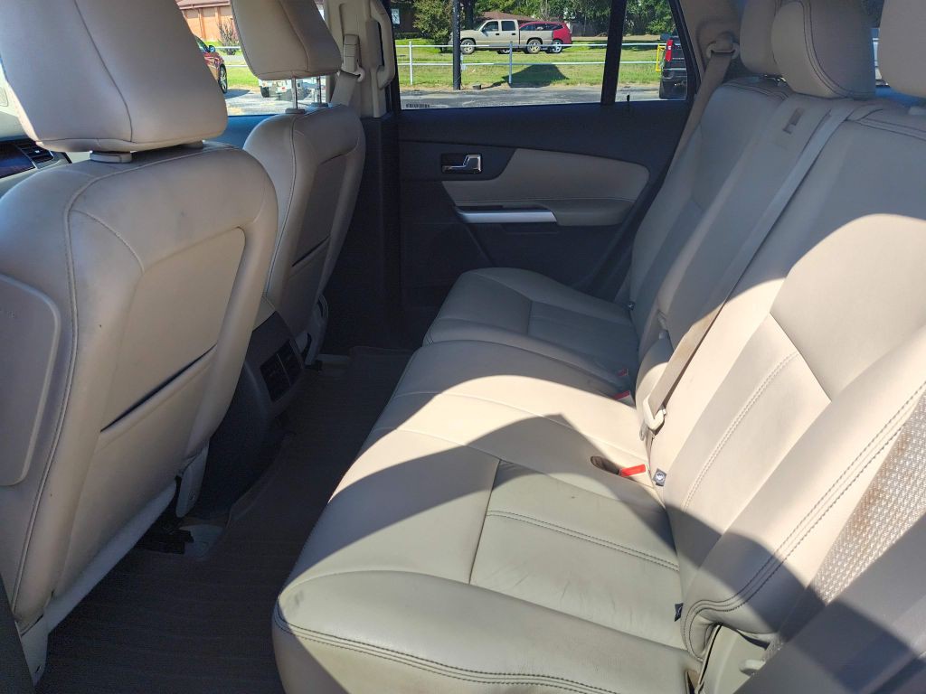 2011 Ford Edge Image 23