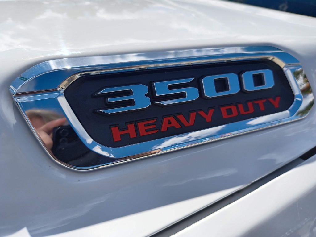 2021 RAM 3500 Image 14