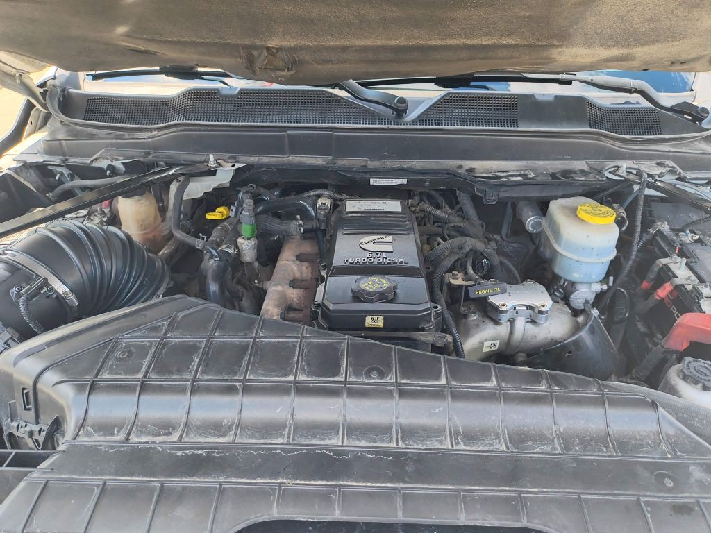 2021 RAM 3500 Image 32