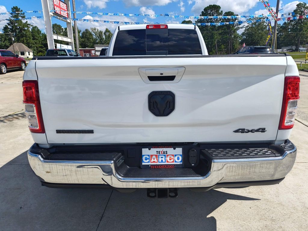 2021 RAM 3500 Image 4