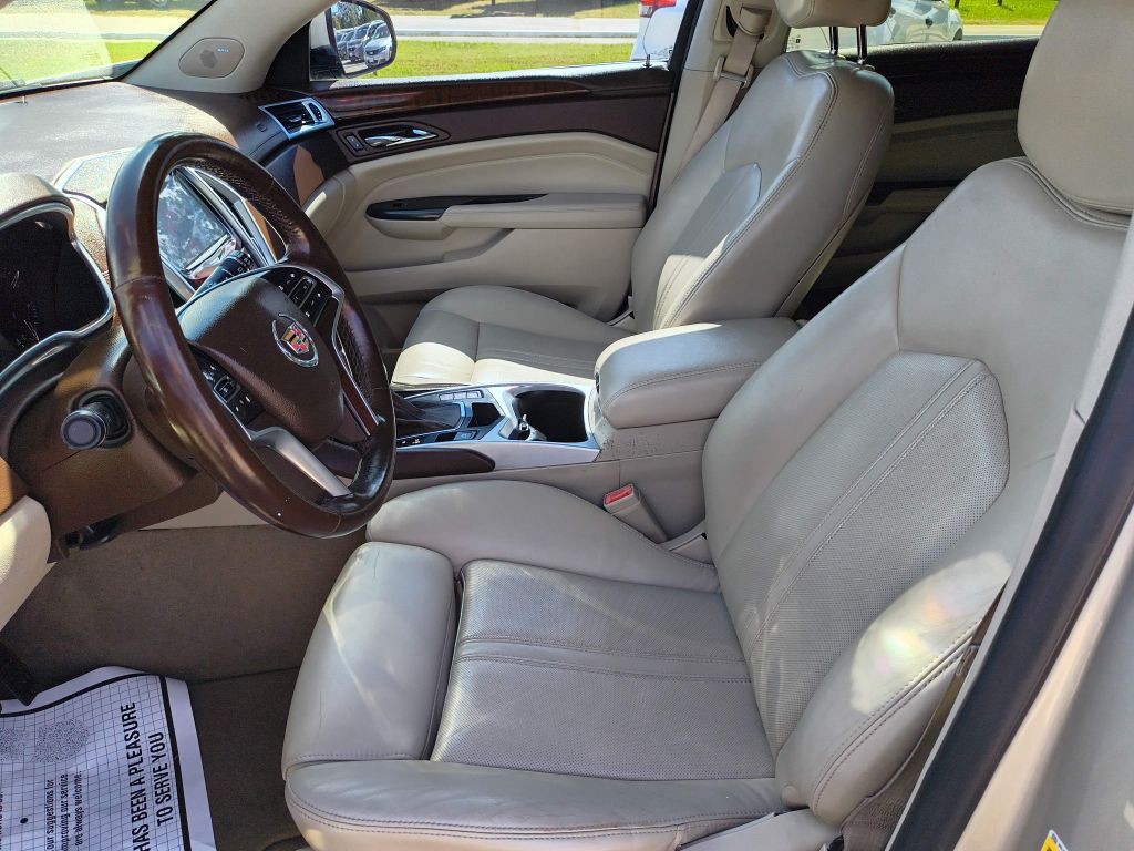 2013 Cadillac SRX Image 12