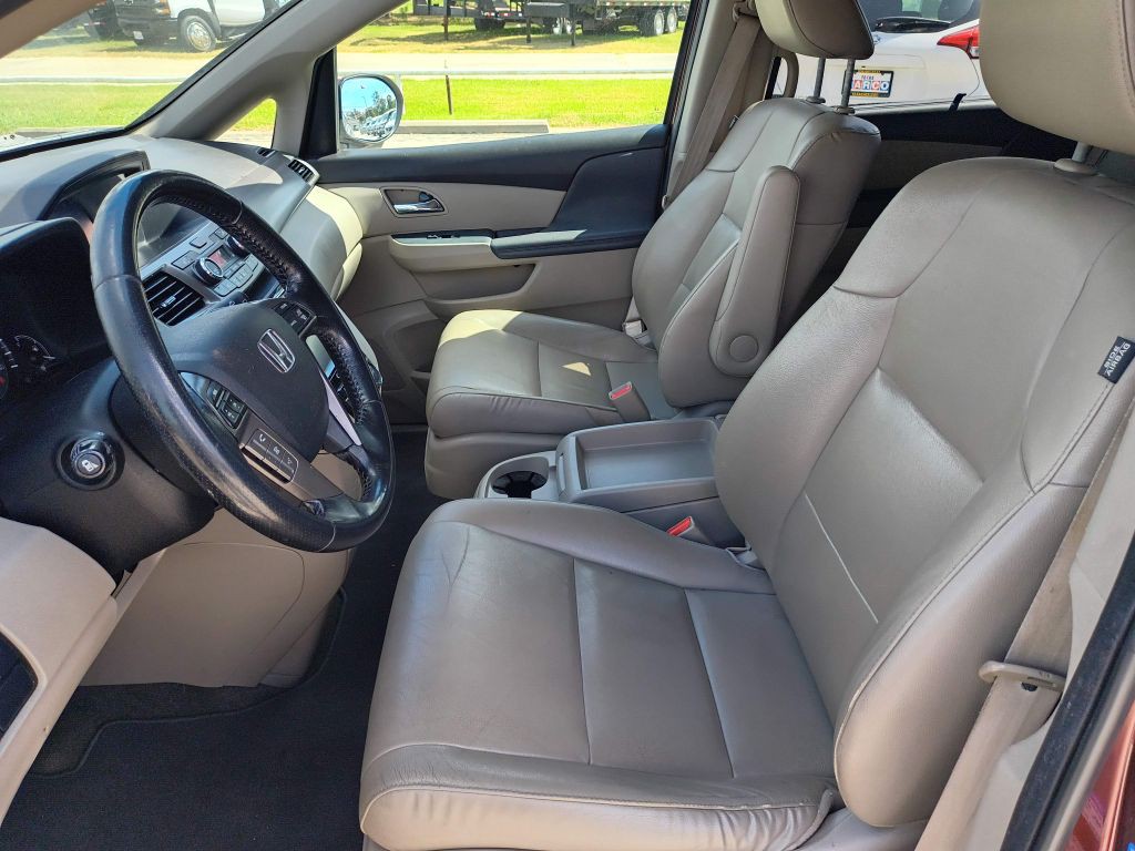 2016 Honda Odyssey Image 12