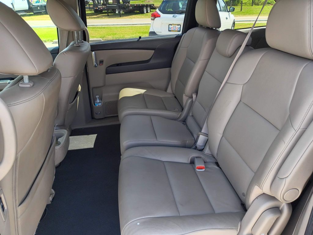 2016 Honda Odyssey Image 24