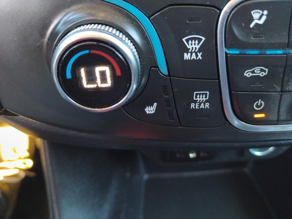 2020 Chevrolet Traverse Image 21