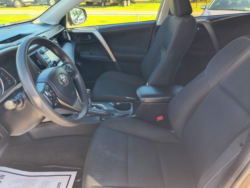2013 Toyota Rav4 Image 12