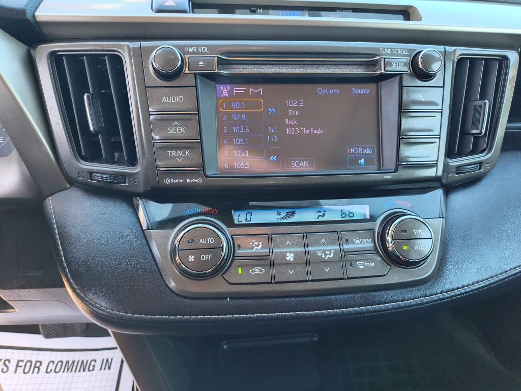 2013 Toyota Rav4 Image 18