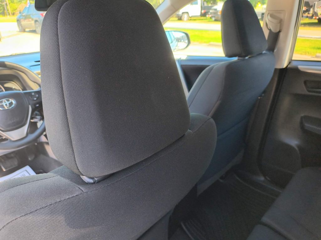 2013 Toyota Rav4 Image 24