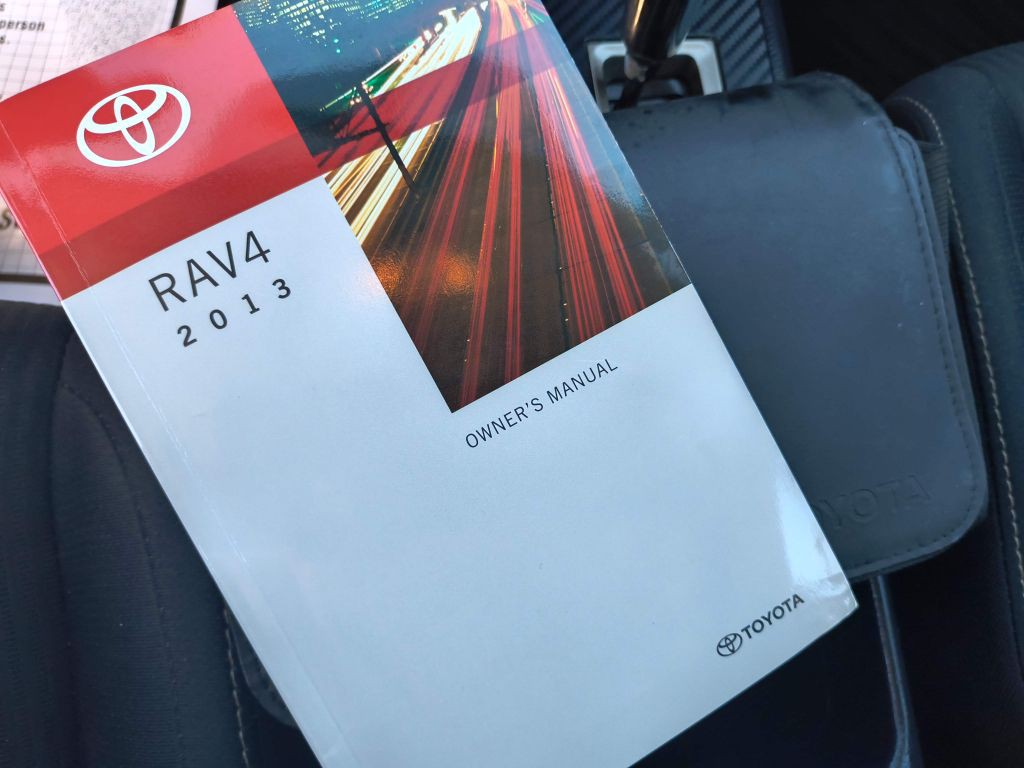2013 Toyota Rav4 Image 27