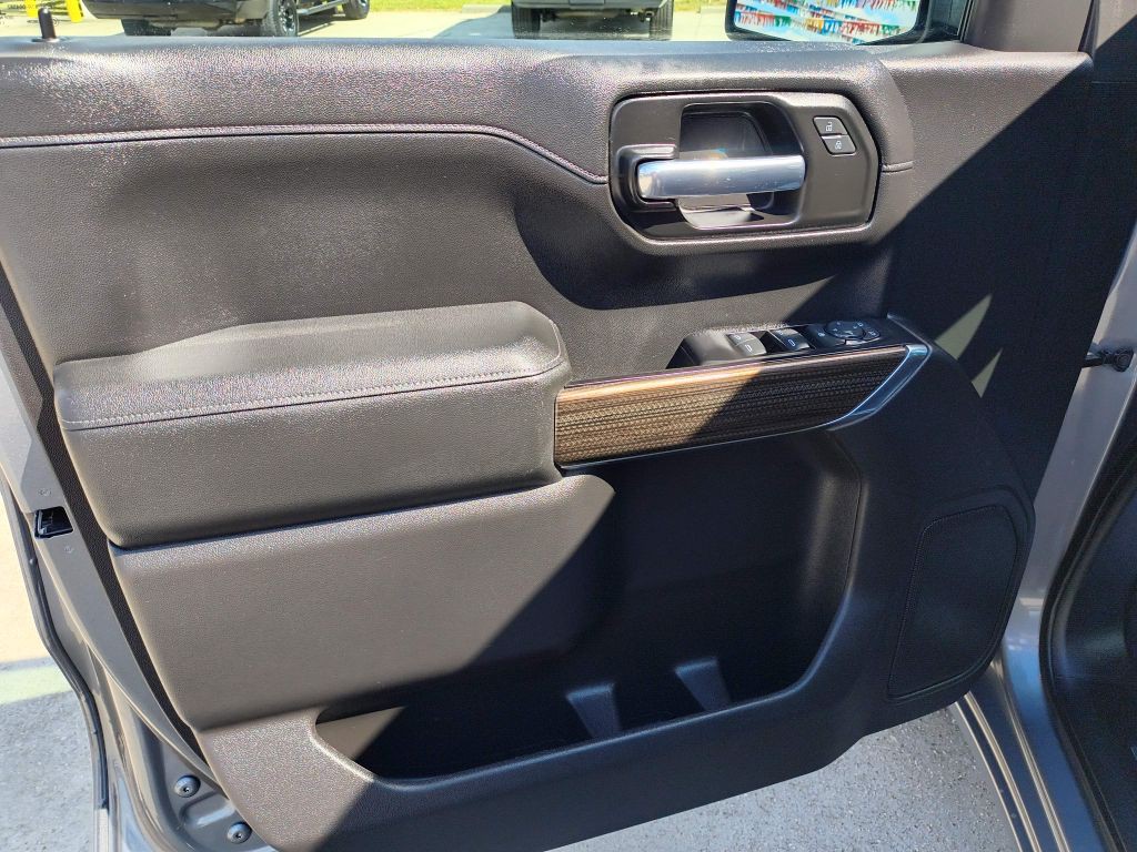 2020 Chevrolet Silverado 1500 Image 12