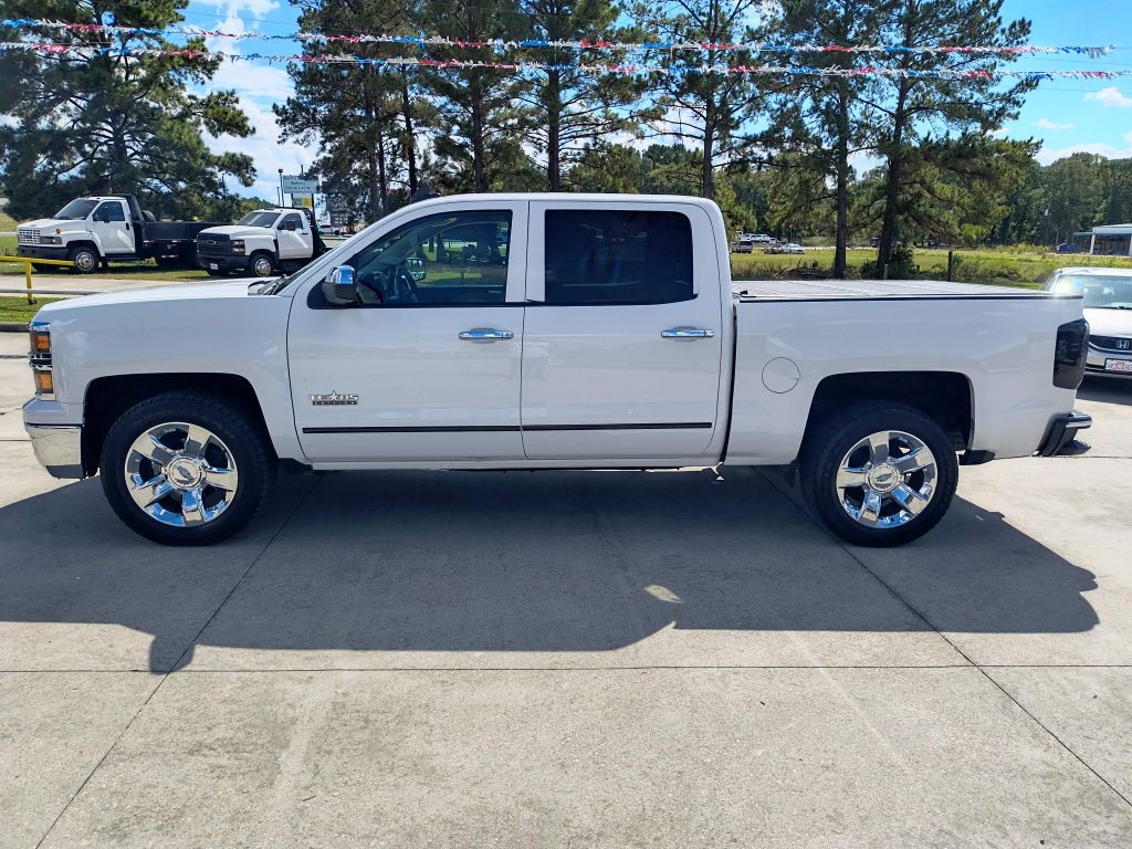 2015 Chevrolet Silverado 1500 Image 2