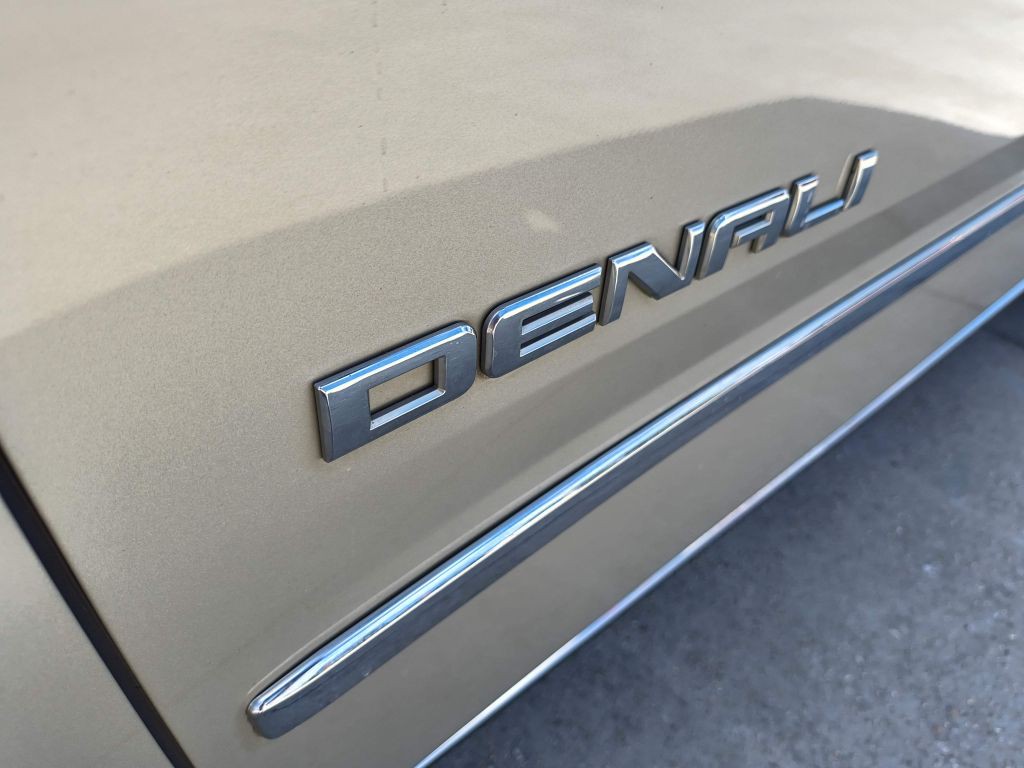 2015 GMC Yukon Image 11