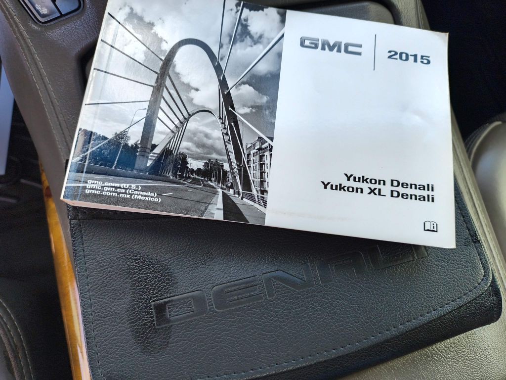 2015 GMC Yukon Image 38