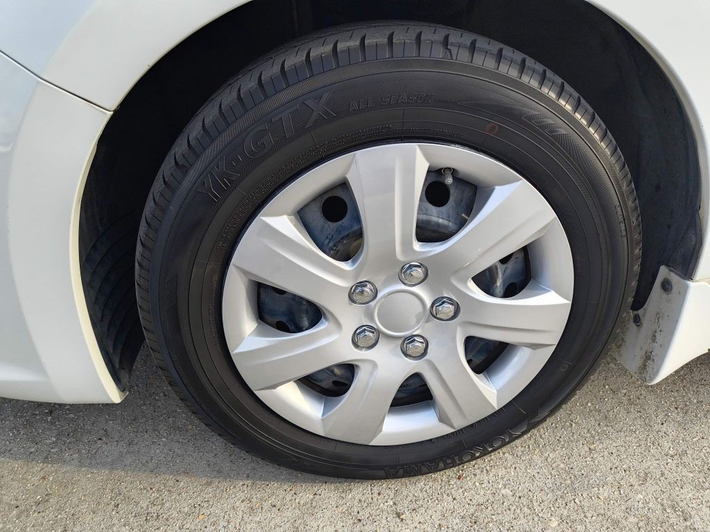 2016 Nissan Altima Image 9
