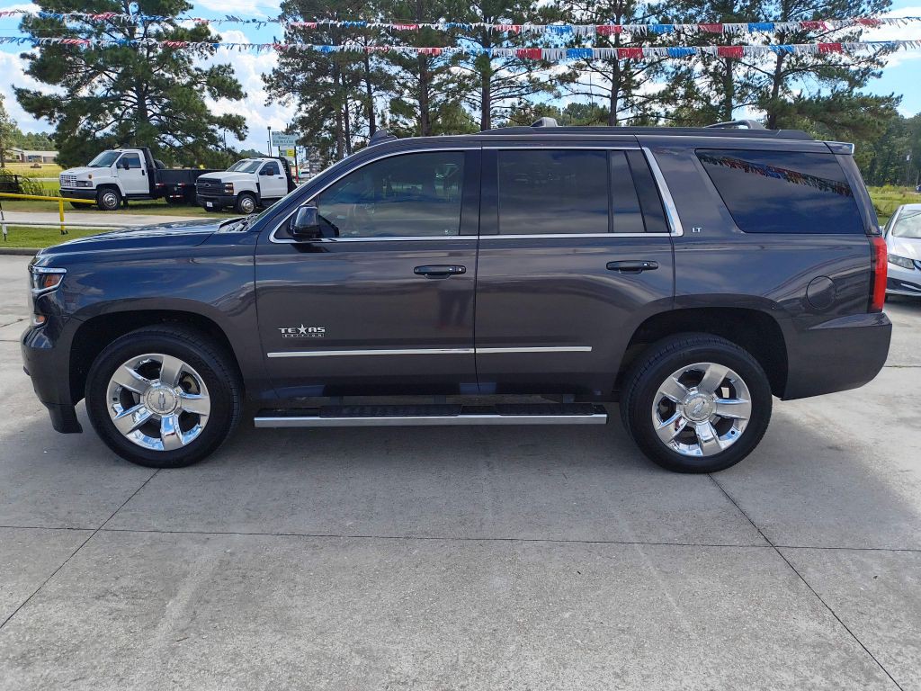 2017 Chevrolet Tahoe Image 2