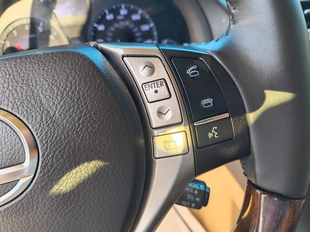2015 Lexus RX Image 17