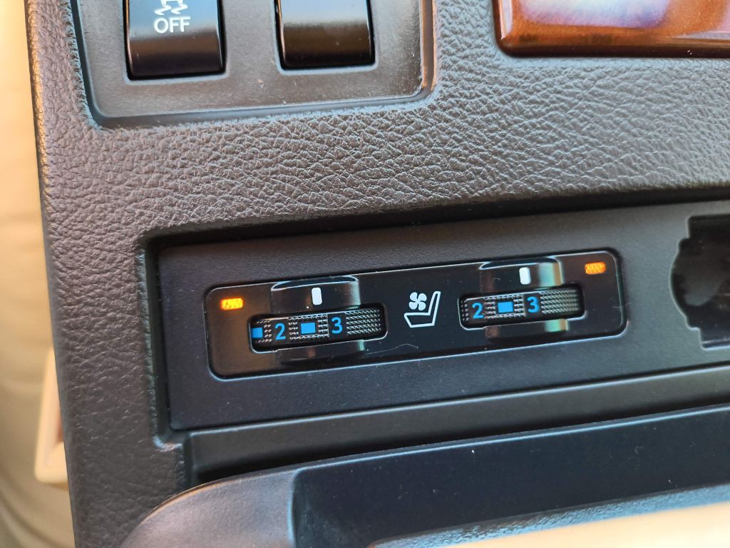 2015 Lexus RX Image 23