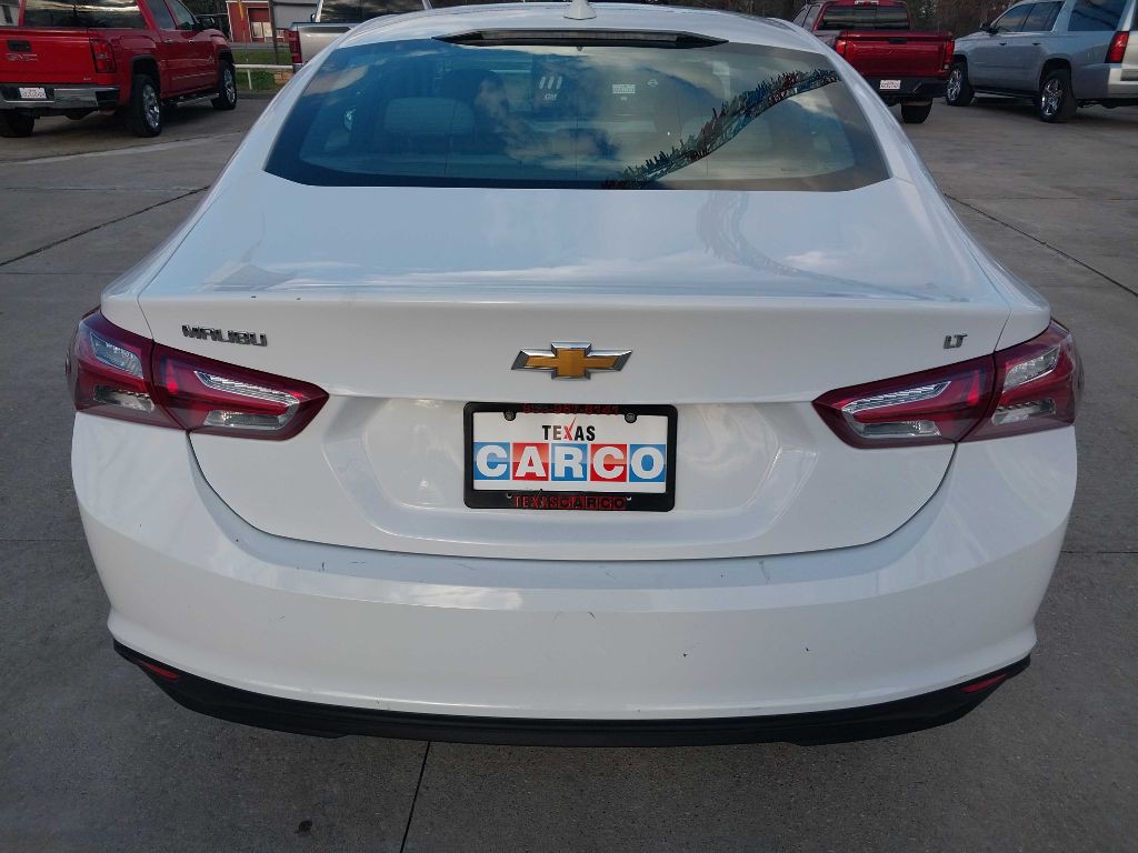 2022 Chevrolet Malibu Image 4