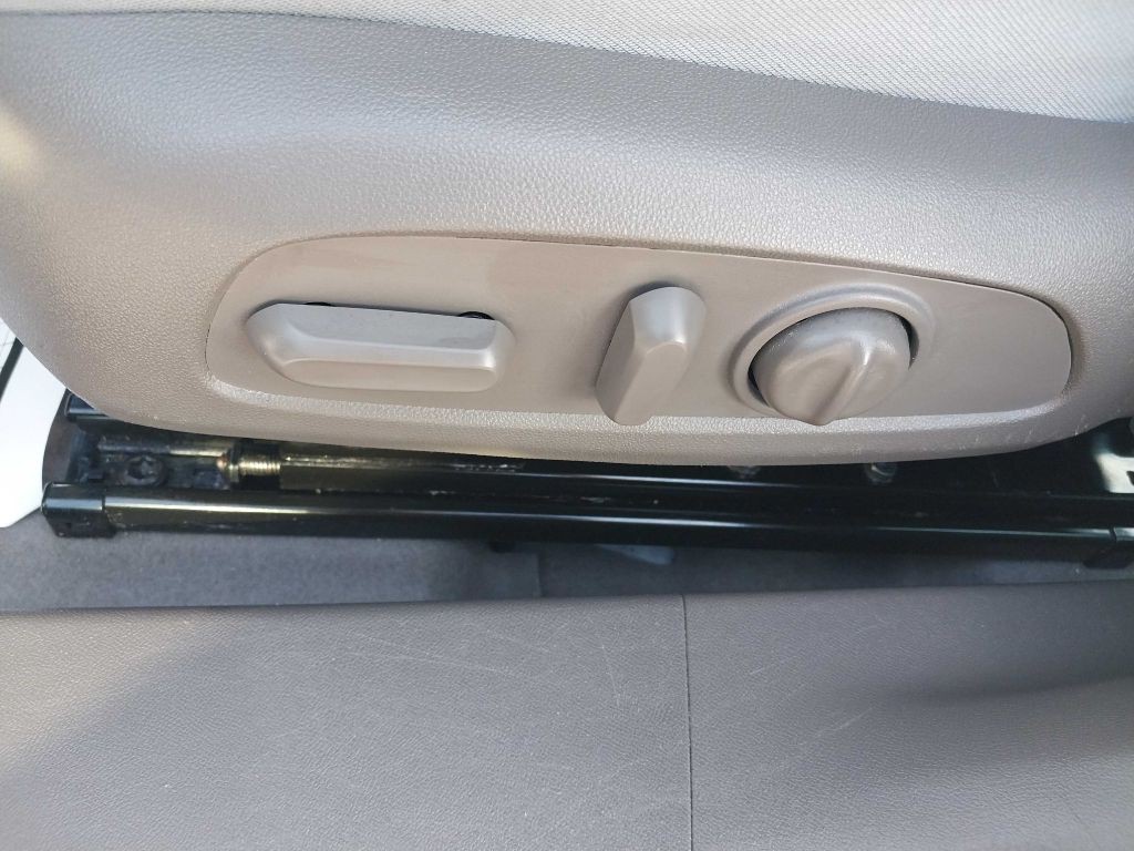 2022 Chevrolet Malibu Image 12