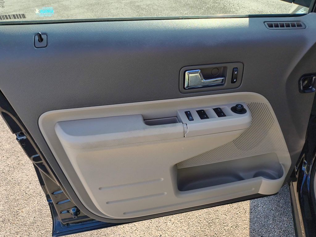 2010 Ford Edge Image 10