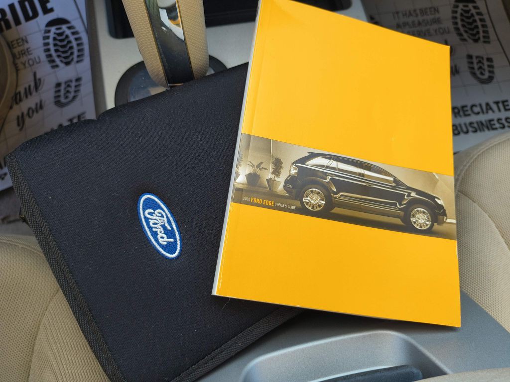 2010 Ford Edge Image 23
