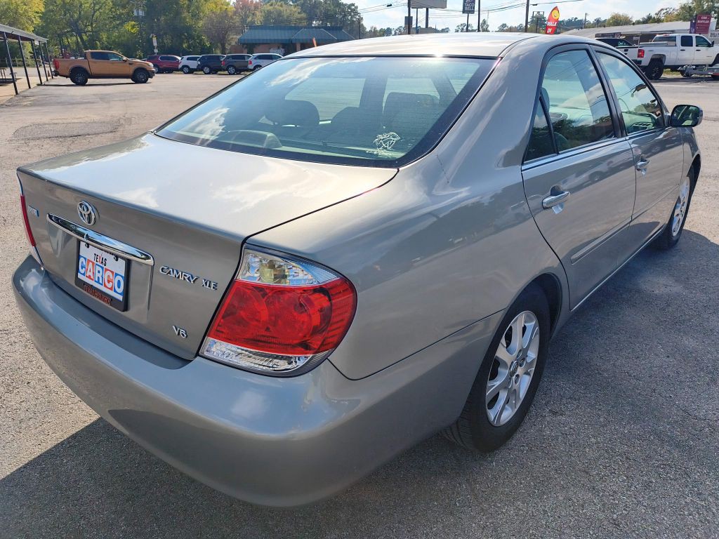 2005 Toyota Camry Image 5